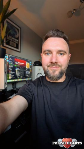 MikeyB123 MikeyB123